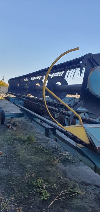 Жатка комбайна Есиль-740