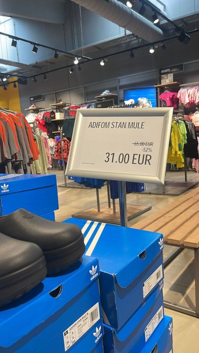 Vand papuci Adidas 100% originali