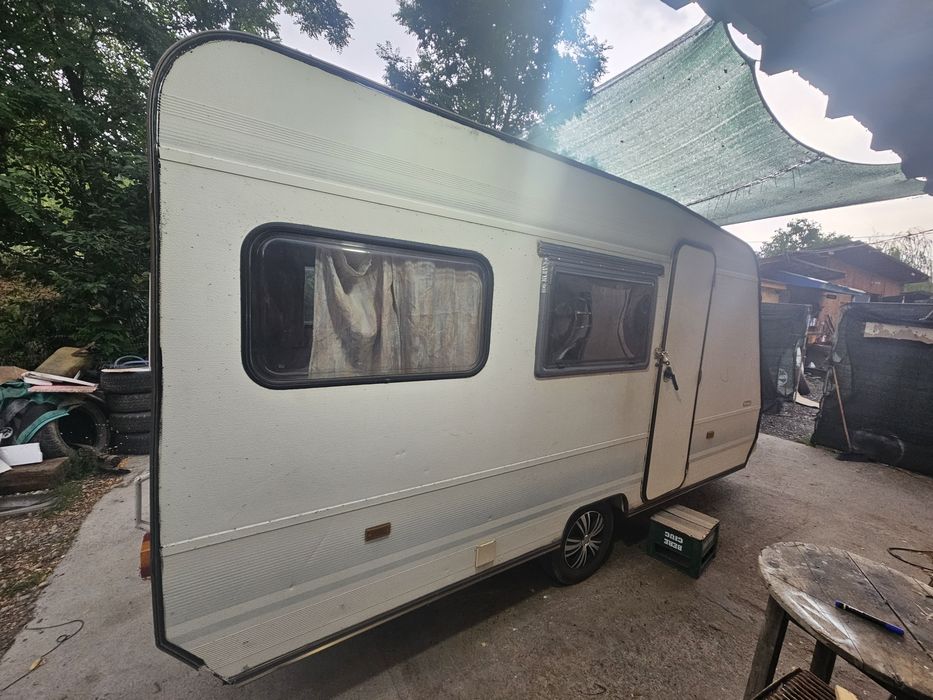 Pentru gradina muncitori sau paza caravana fara acte rulota Ramnicu ...