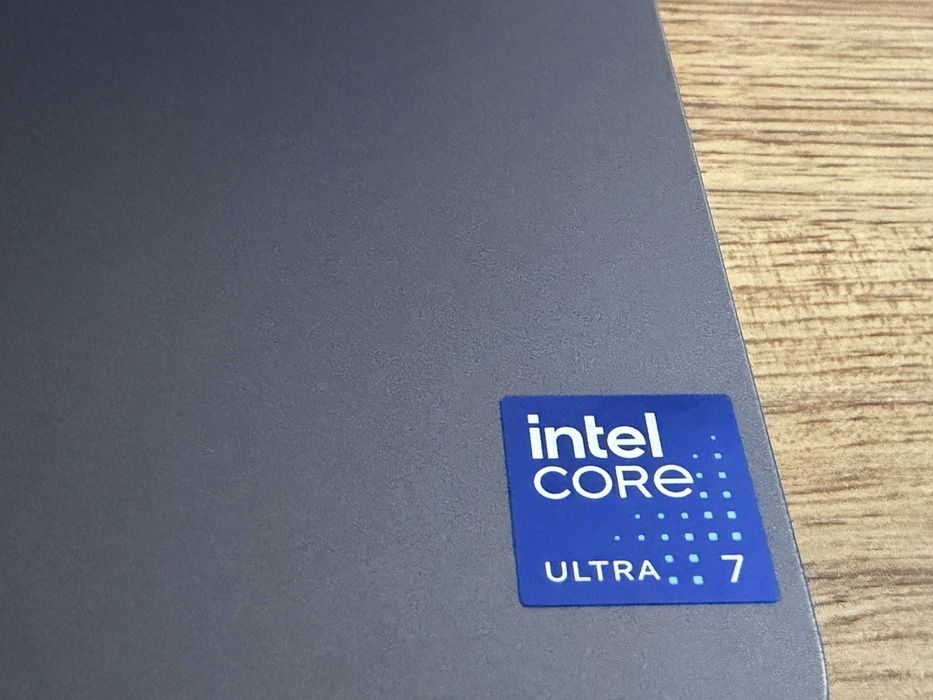 Dell Pro Max 16`Core Ultra 7-265H/64GB DDR5/1TB SSD/Nvidia RTX Pro 1000-8GB/Гаранция 27м/WUXGA 1920x1200/Бат 10ч-100%