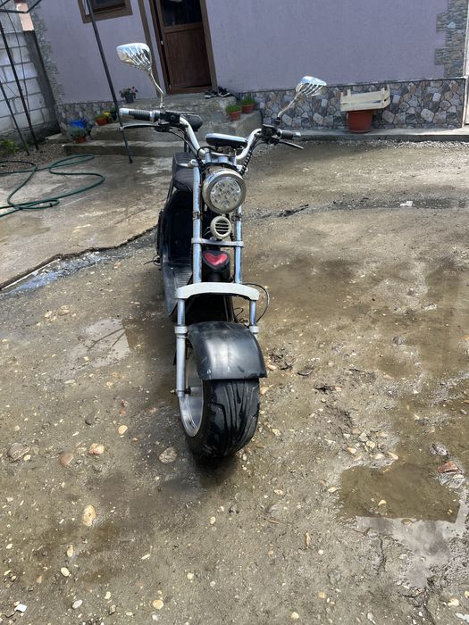 Vand scuter electric