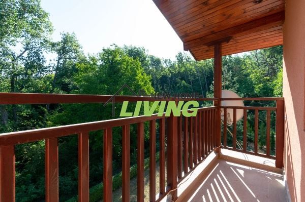 Продава се Къща в с. Гълъбово, Област Пловдив - 186 кв.м за 2017 €/кв.м - Снимка #9