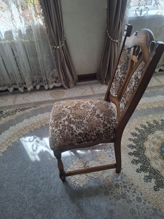 Продам стулья б/у