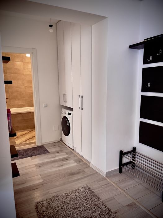 Se inchiriaza apartament 3 camere Orizont