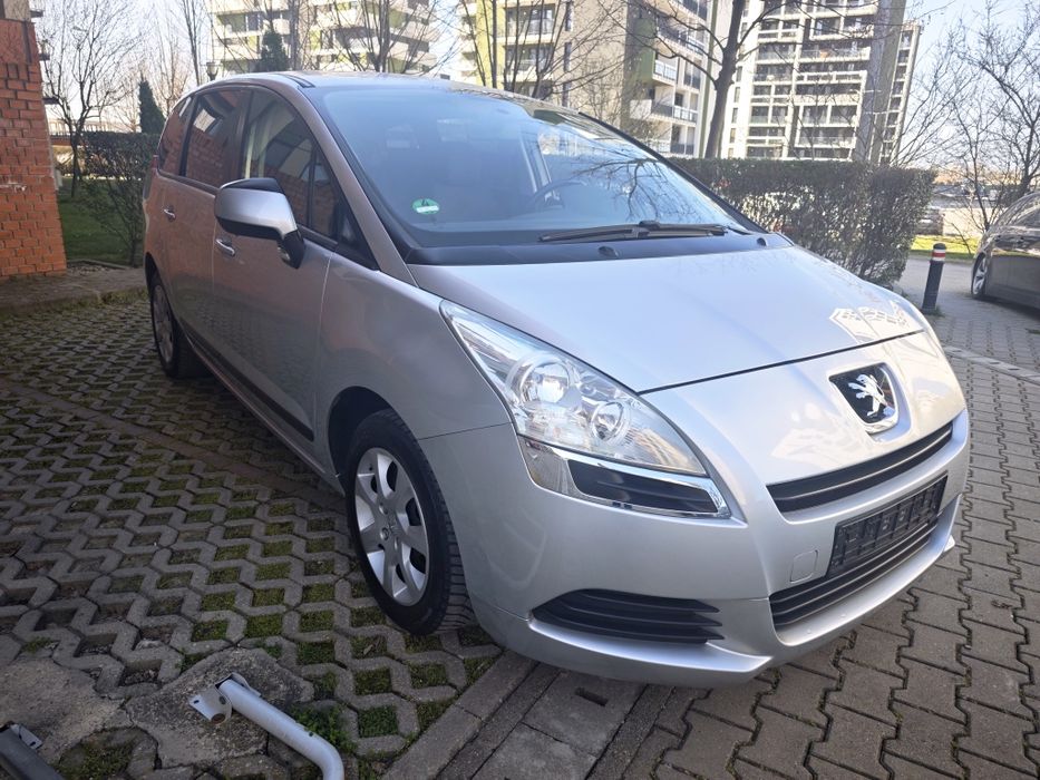 PEUGEOT 5008 2011 — imagine 4
