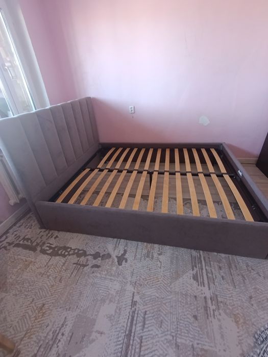 Продам двухспальную кровать