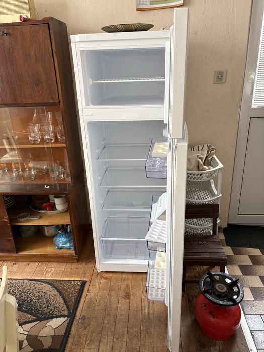 Хладилник Беко използван малко