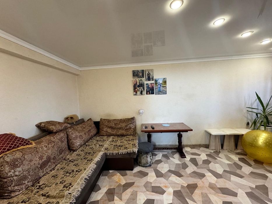 Продаётся 2 ком.квартира .Нуркена Абдирова