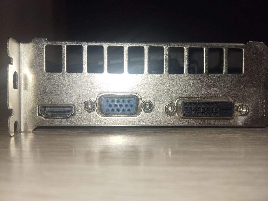 Видеокарта GTX650, 1GB
