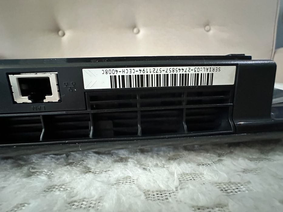 В продаже PS3 super slim