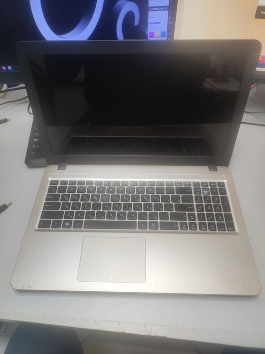 Продам ноутбук Asus