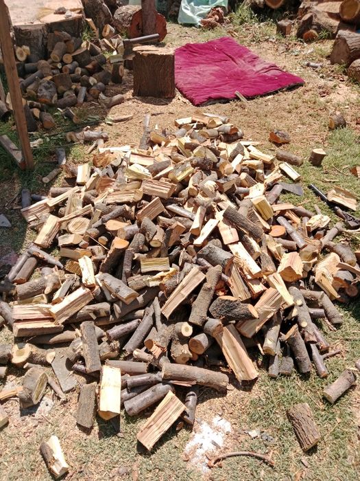 УТИН сотилади копланган мевали дарахтлар утини 15, 20, 25см кесилган