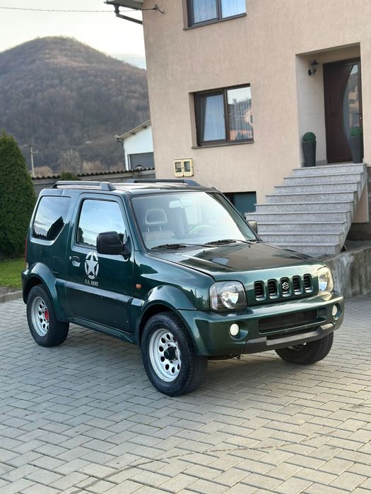 Vând Suzuki Jimny recent adus