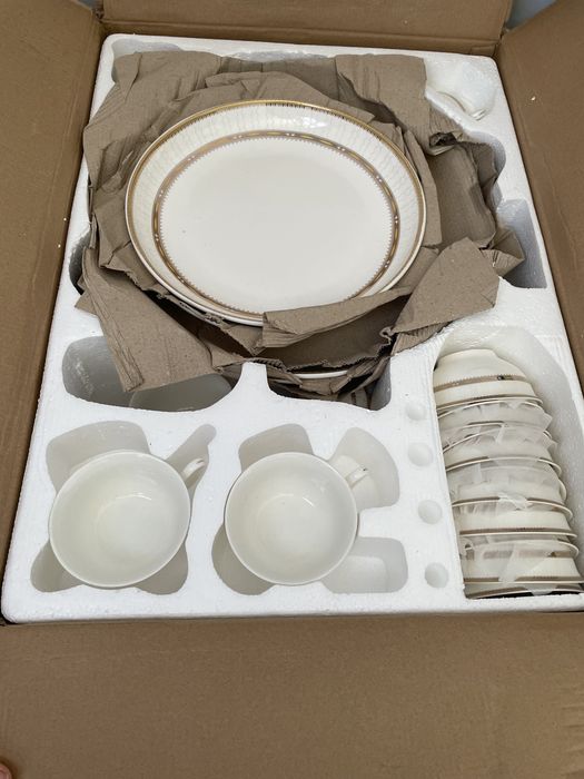 Продается посуда Royal