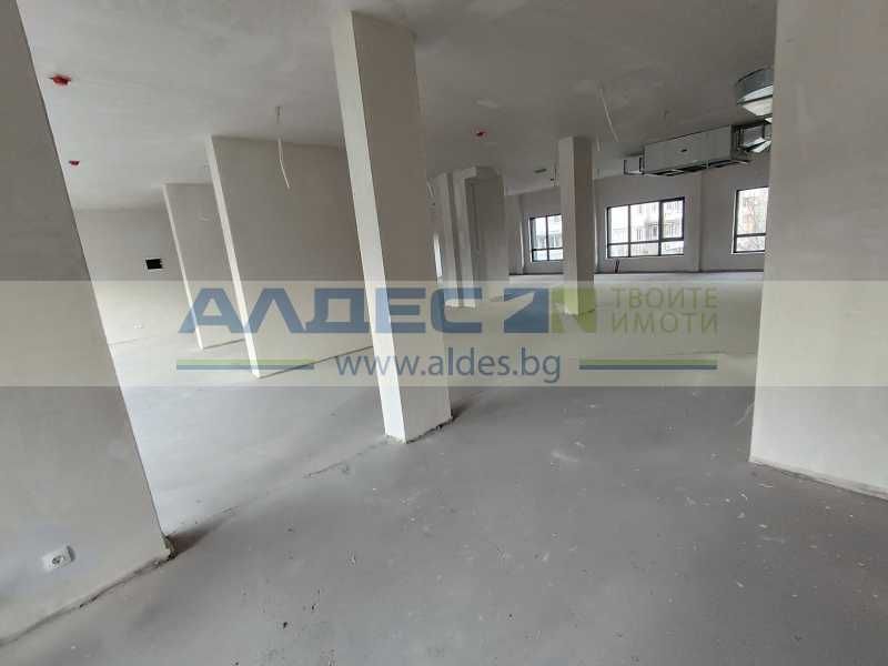 Дава се под наем Магазин в София, Люлин 10 - 1115 кв.м за 10704 € - Снимка #8