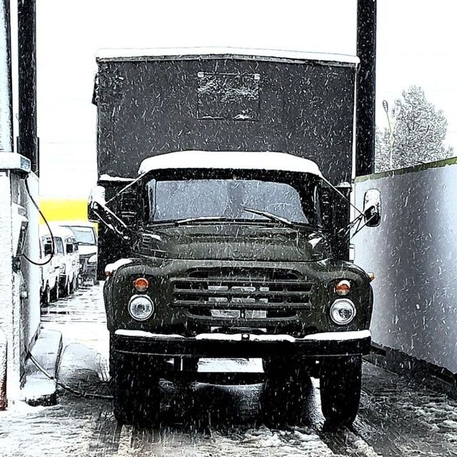 Zil 130 sotiladi srochna