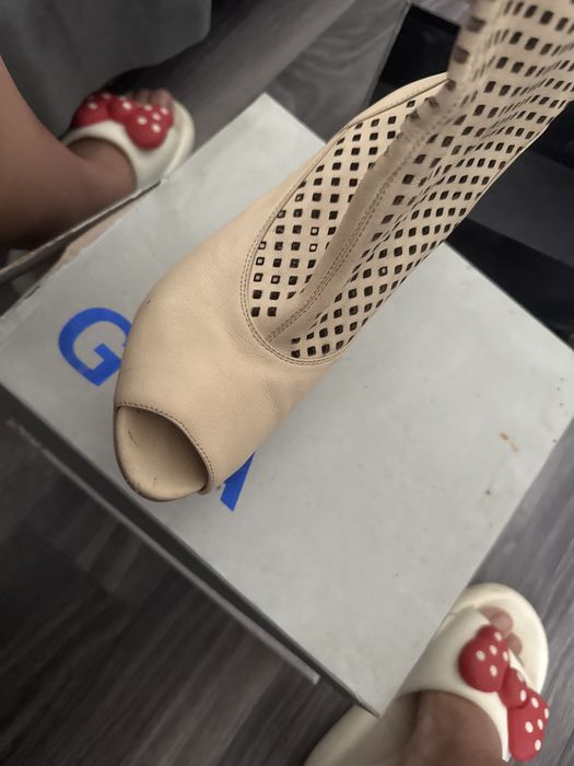 Продам денские летние сапоги