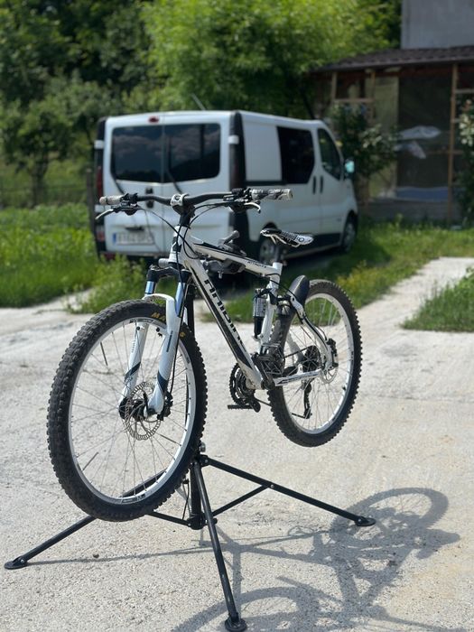 Vând bicicletă  !