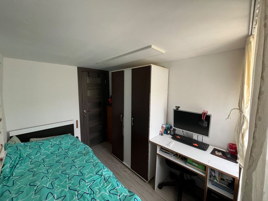 Casă renovată complet + teren 2100 mp