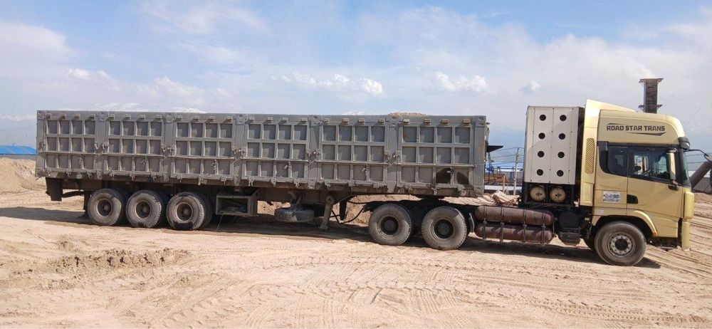 Shakman tyagach x3000 prisep 13 metr yili 2023 sotiladi narxi 67000 $.