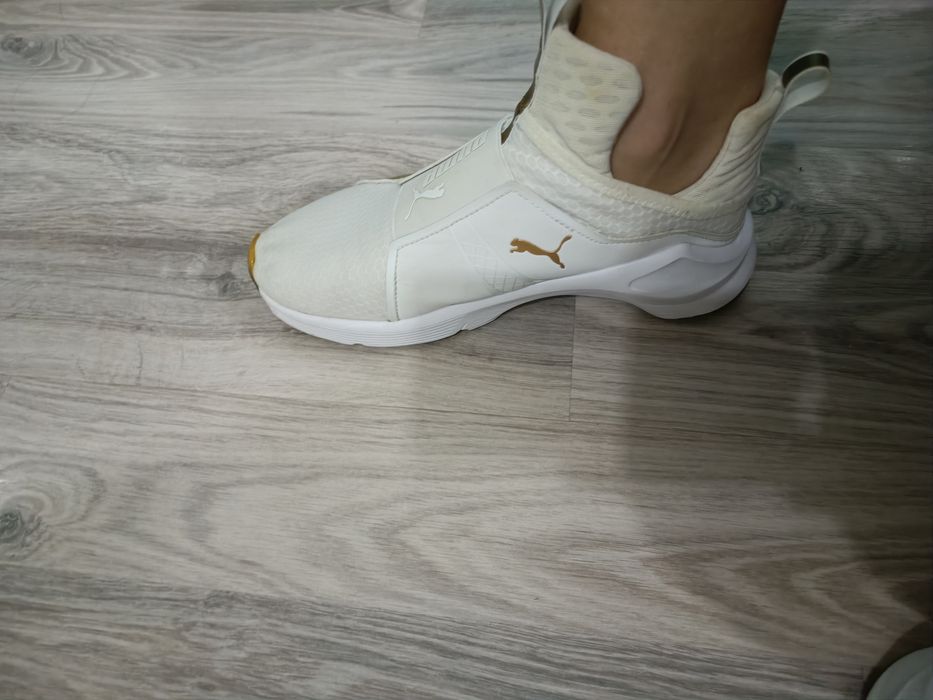 Маратонки Puma - бяло със златно