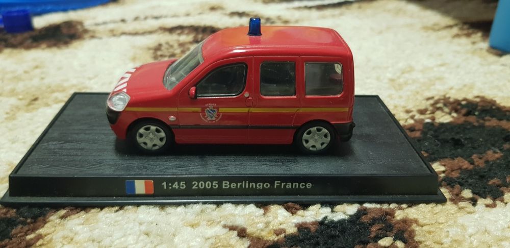 Различни играчки за момиче и момчи