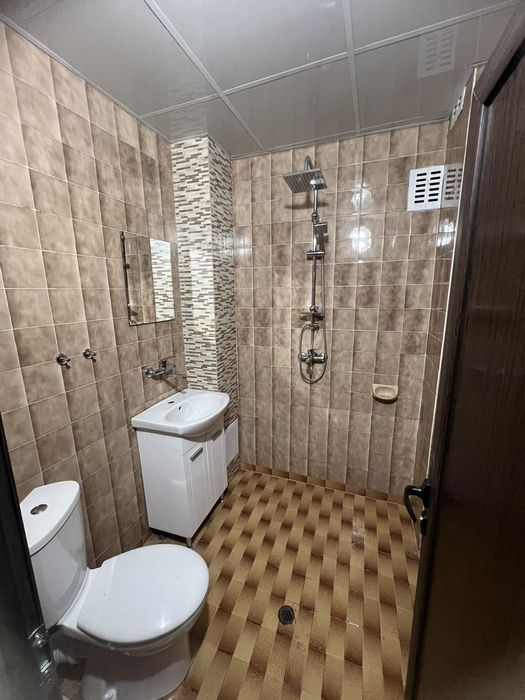 Продава се Тристаен апартамент в Плевен, Сторгозия - 58 кв.м за 1983 €/кв.м - Снимка #4