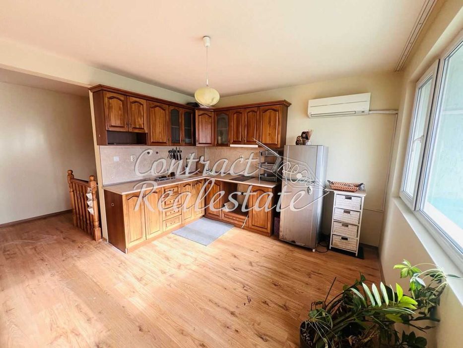 Дава се под наем Тристаен апартамент в Варна, Лятно кино Тракия - 110 кв.м за 459 € - Снимка #7