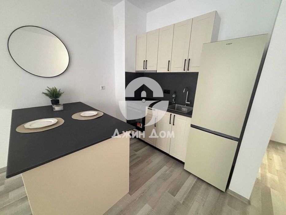 Продава се Двустаен апартамент в Бургас, Лазур - 73 кв.м за 1576 €/кв.м - Снимка #2