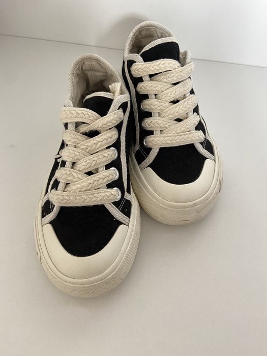 Продам кеды