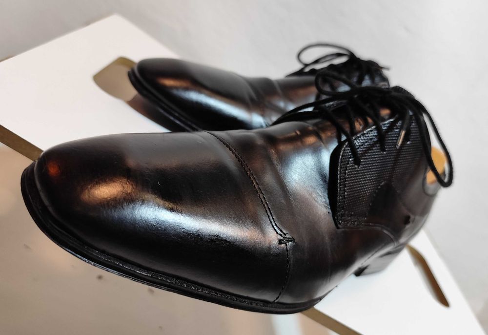 Pantofi derby 46 cap toe Bugatti piele naturala moale negru
