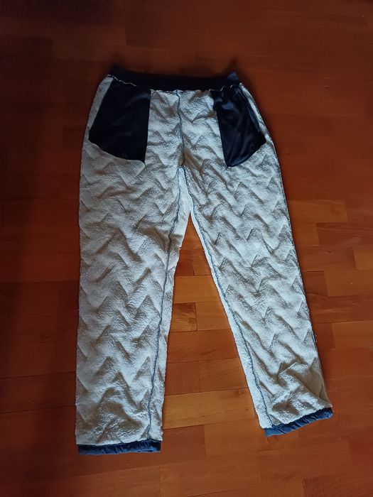 Canadiana +pantaloni+ghete-toate imblanite. /iarna