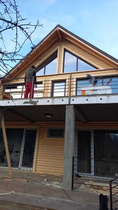 Lambriu Semirotund Faltuit din Lemn Calibrat pentru Lucrari de Placare