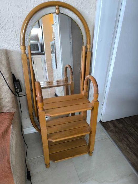 Комплект огледало с масичка