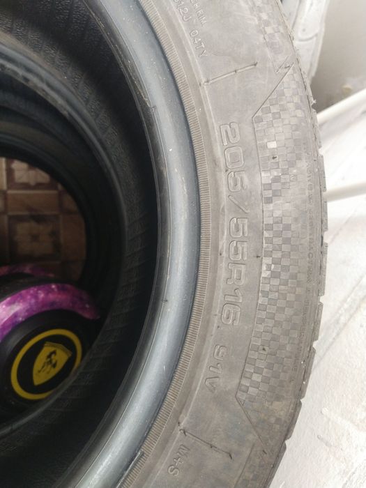 Срочно продам резину 205/55/Р16