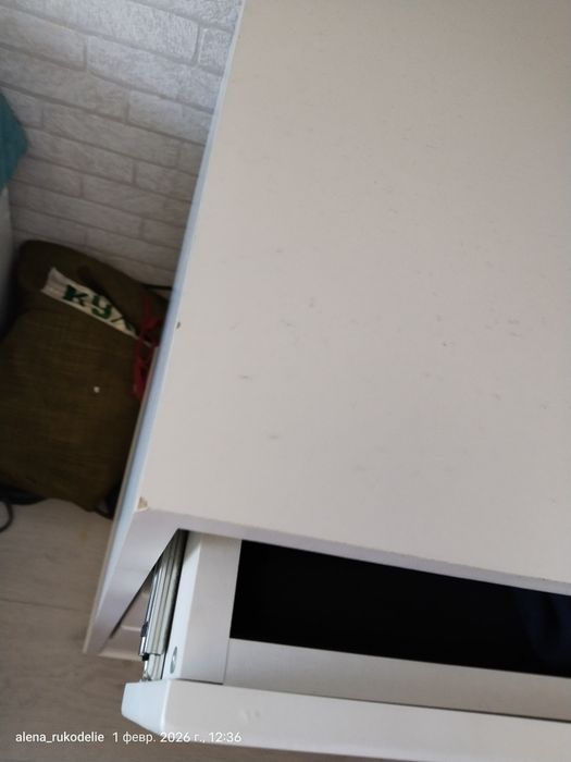 Комод белого цвета