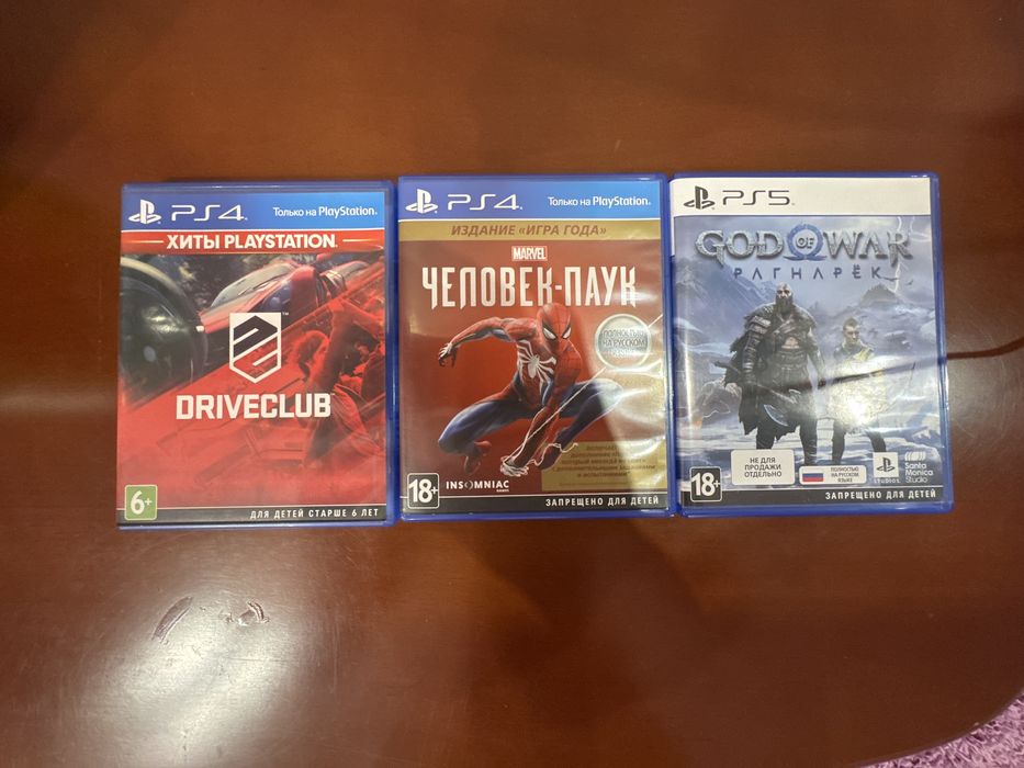 Игры на PS4,как новые.
