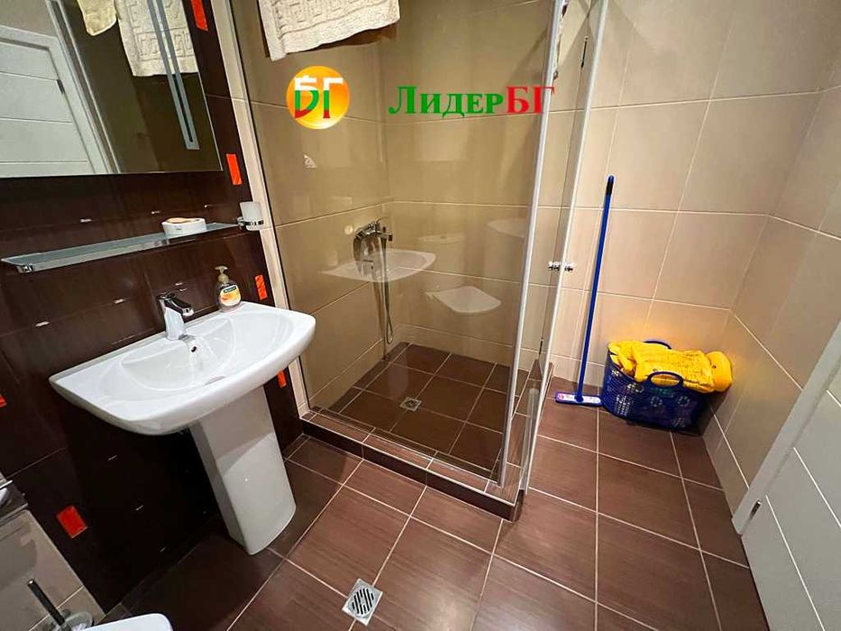 Тристаен апартамент с фронтална гледка към морето в комплекс Сирена