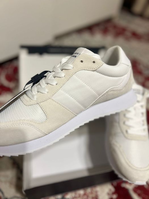 Женские кроссовки Tommy Hilfiger