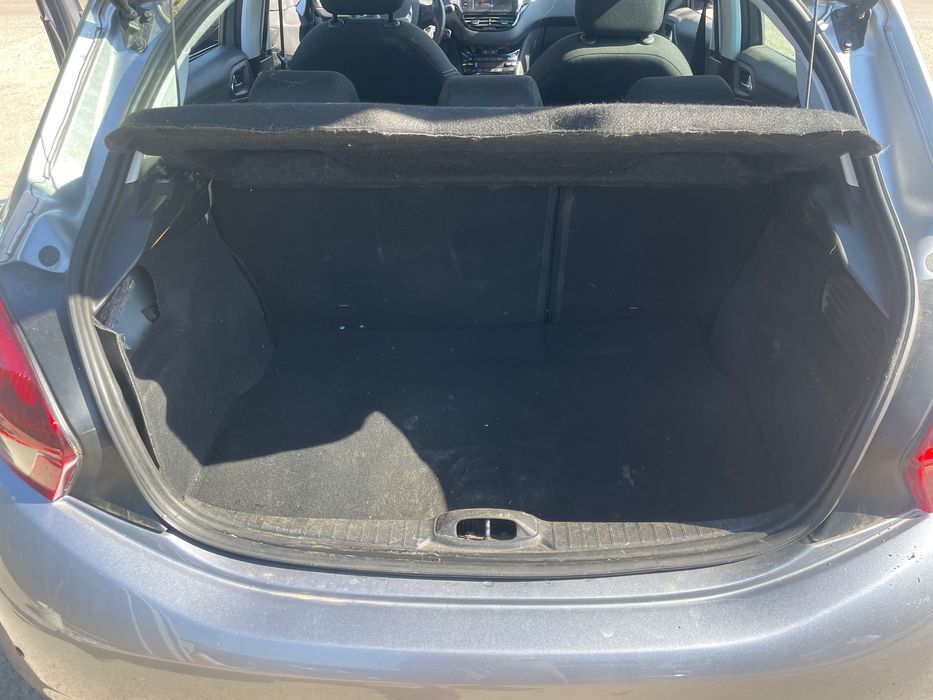 Peugeot 208 1.2 VTi, Двигател: HMR, 82 к.с., BVM 5 ск.,Peugeot 208 1.2