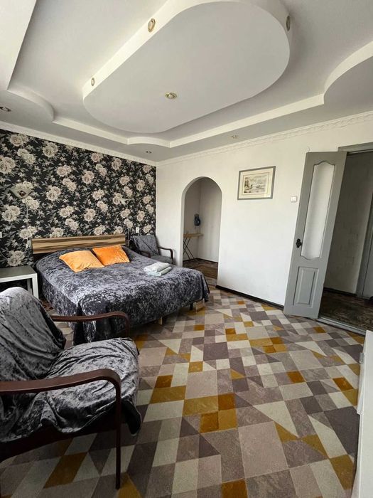 1 комнатная в центре Уральска