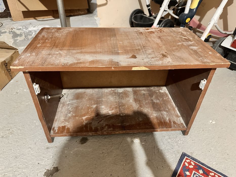 Подставка для телевизора