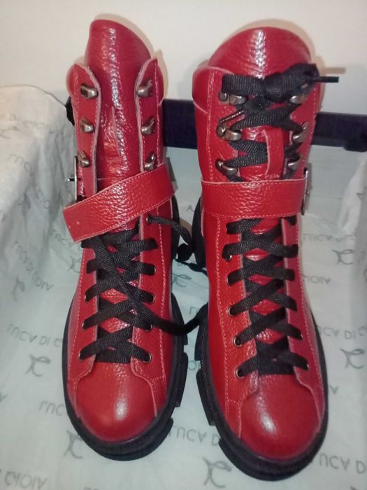 Ghete Luca di Gioia piele naturala, rosii