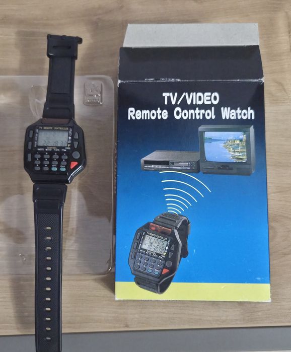 Ceas  cu telecomandă *** Ceas de colecție -NOU