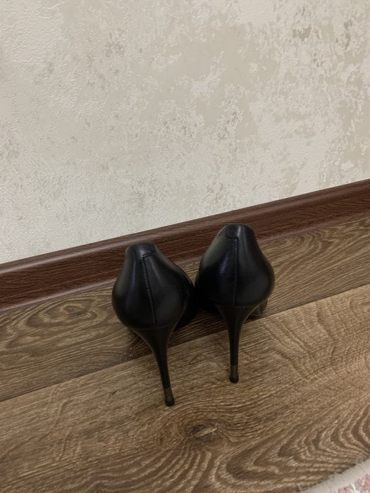 Продам кожаные туфли