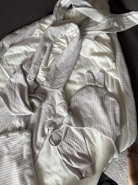 Продам конверт на выписку