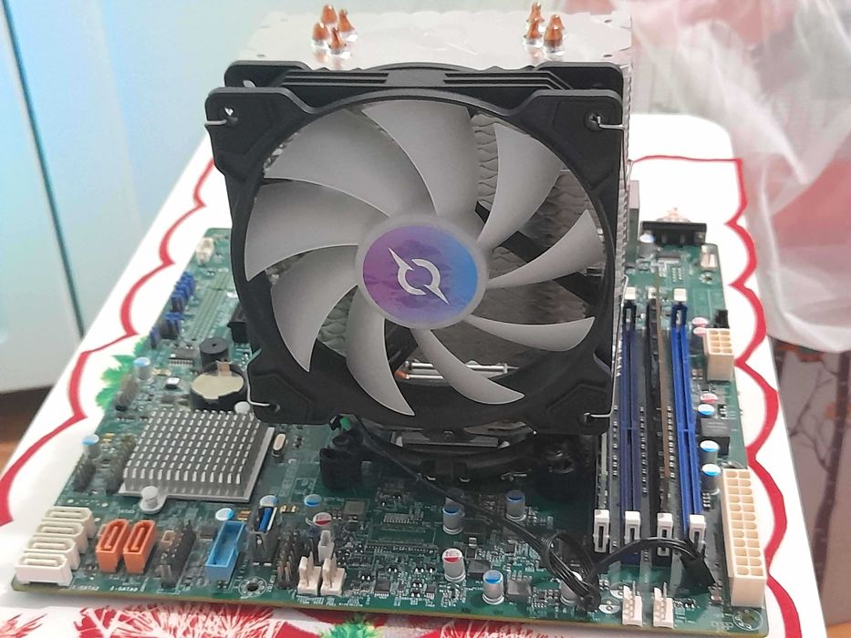 Kit Xeon E3-1230 v5 + Supermicro X11SSL-F + 16GB DDR4 + Cooler