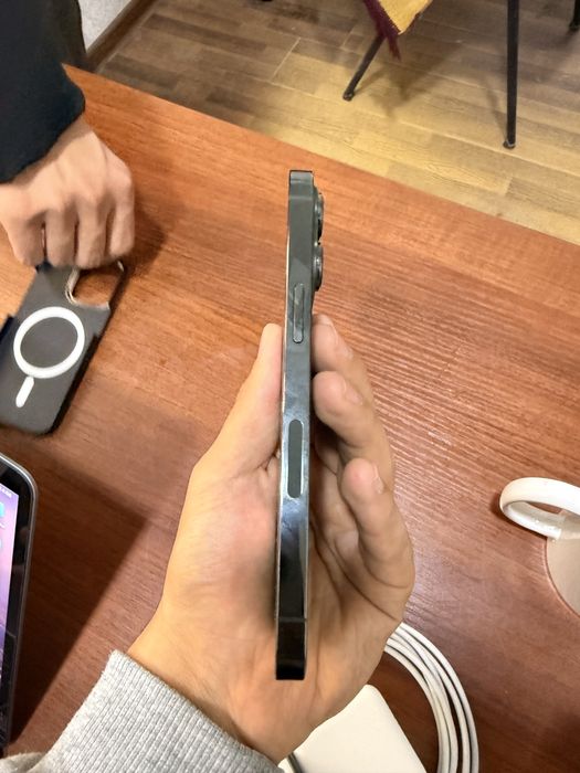 Iphone 13 pro sotiladi