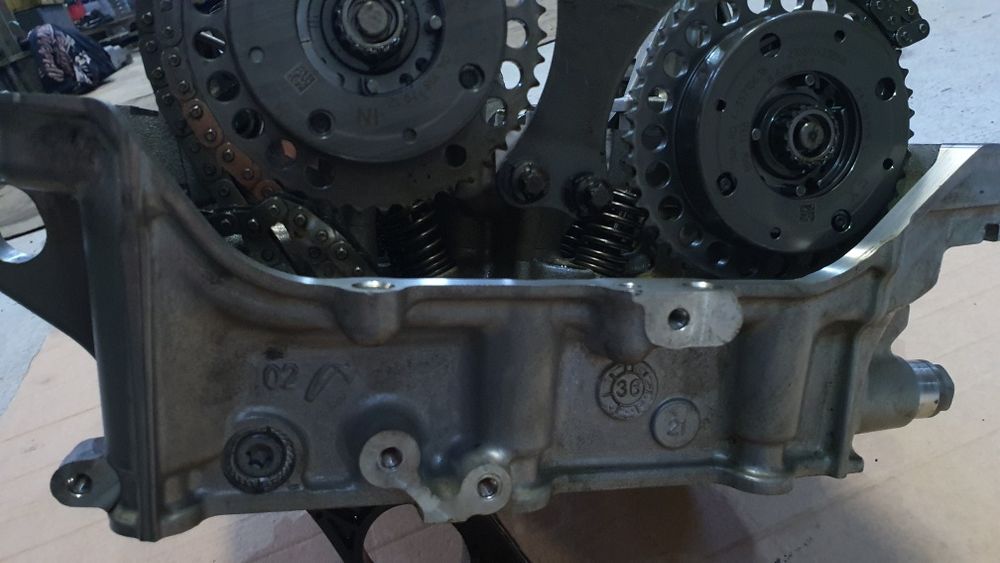 Chiuloasa motor Bmw B48 completa cu axe cod 9894128