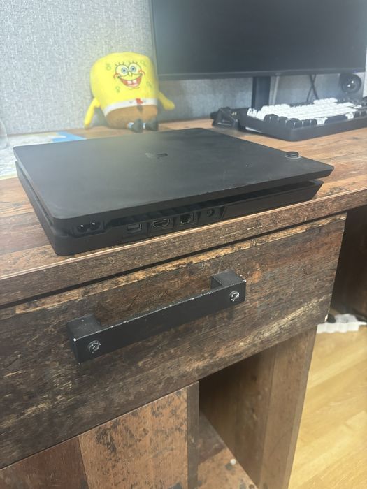 playstation 4 slim